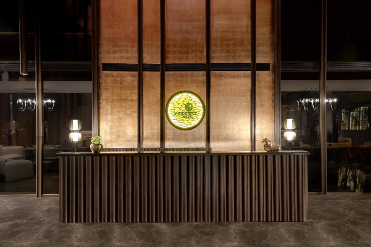 Lemon Tree Hotel, Hisār Extérieur photo